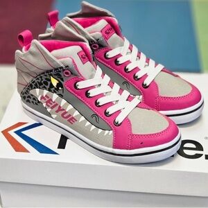 Feiyue new in box pink dragon sneakers